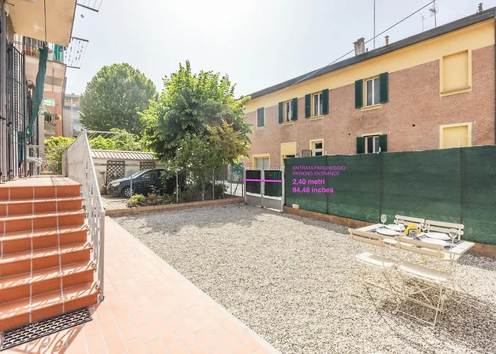 Essential - Ambrogio Host *